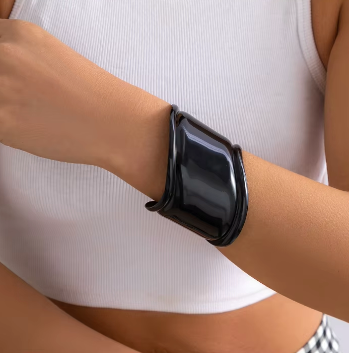 Rosa Cuff