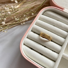 Load image into Gallery viewer, Sally Ring