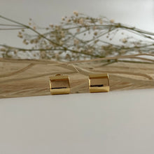 Load image into Gallery viewer, Susan Square Huggies