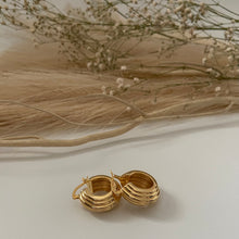 Load image into Gallery viewer, Grace Thick Striped Hoops
