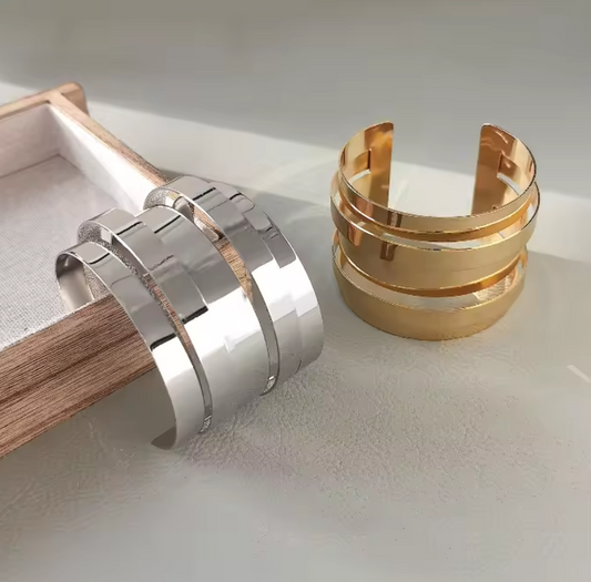 Maxine Cuff