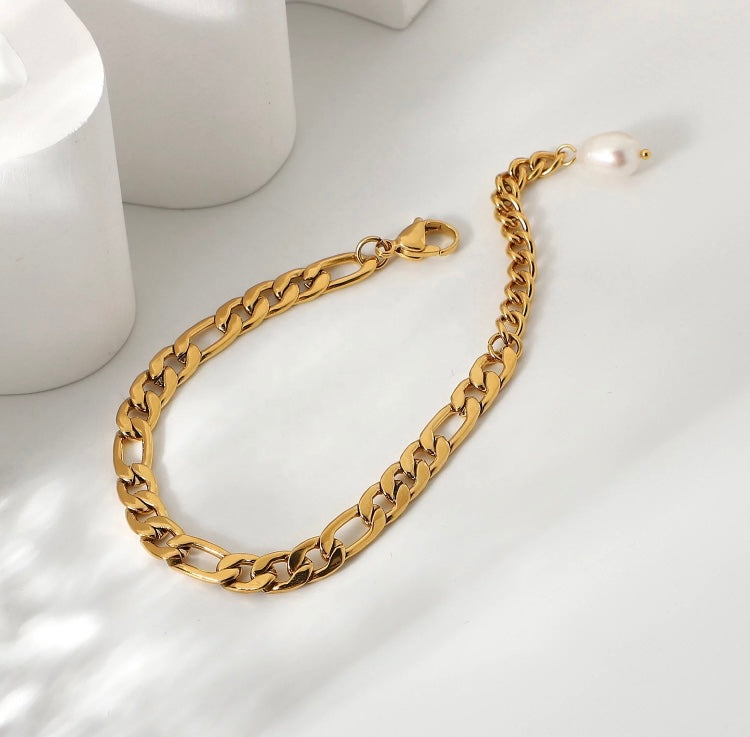Lola with Pearl Bracelet