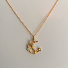 Load image into Gallery viewer, Artemis Opal Necklace
